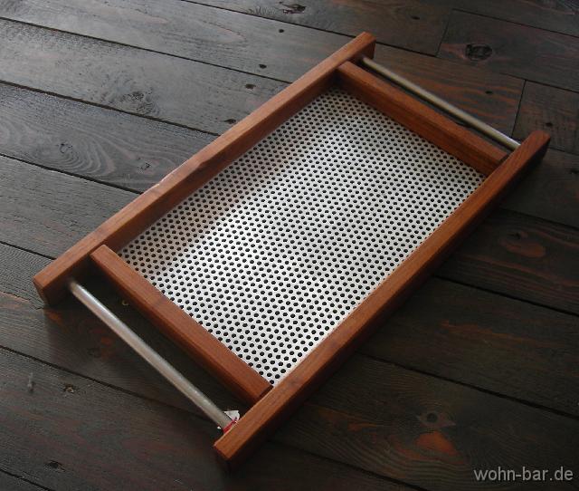 tablettnussedelstahl designtablett, 80er jahre,<br>nussbaum, edelstahl,<br>
55,-