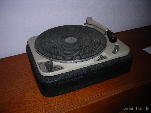 thorens thorens plattenspieler, 60er jahre,<br>
195,- euro