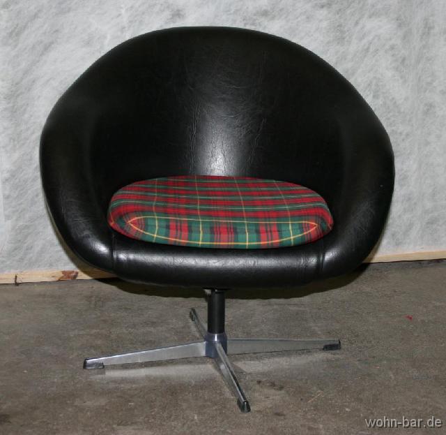 kugelsessel-se03 70er, leder, stoffkissen, sehr guter zustand,<br> durchmesser 75cm, h 76cm, sitzhhe 41cm,<br>verkauft, 2 stk in schwarz noch vorrtig