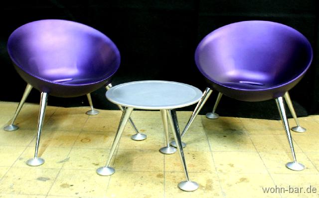 sputnik kunststoffschalensessel mit stahlbeinen,<br>
durchm 65cm, h 65cm, sitzh 37cm, stk 90,-euro<br>
tisch durchm 45cm, h 40cm, 50,- euro 